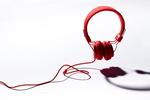 Testvinderen blev de kulørte hørebøffer fra Urbanears. 