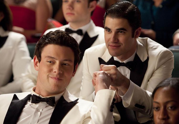 Overdosis. Cory Monteith (tv) blev 31 år. Han spillede med i serien 'Glee' siden dens begyndelse i 2009. 