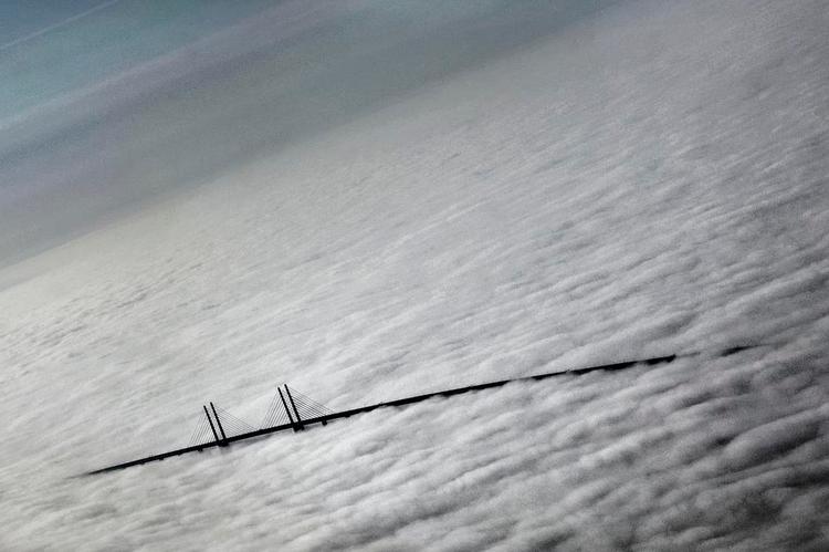 Uklarhed. For folk, der arbejder på begge sider af Øresund er skattereglerne nærmest uigennemskuelige. Seks reglesæt på én gang er at bede om ballade, siger ekspert. 