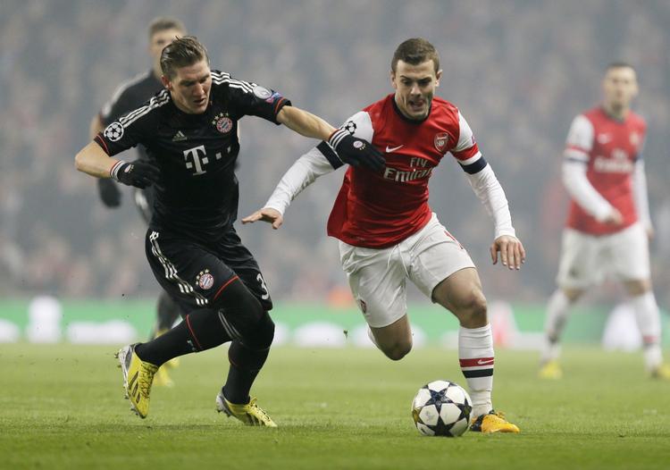kåring. Bastian Schweinsteiger (tv) under en kamp mod Arsenal i Champions League, som Bayern endte med at vinde. 