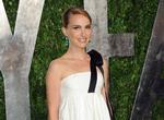 Talentfuld. Natalie Portman har leveret stærke roller siden hendes spillefilmsdebut i Luc Bessons 'Léon' i 1984, og springer nu ud som instruktør. 