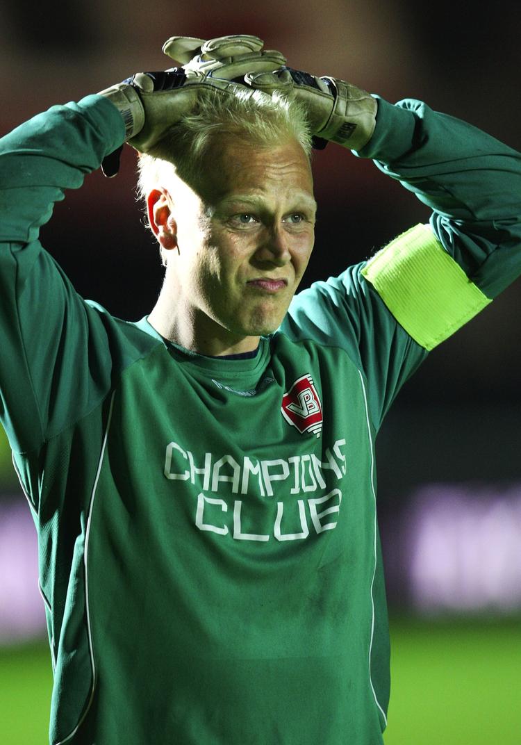 syg. Den tidligere målmand i AaB og Vejle, Jimmy Nielsen, har haft stor sportslig succes efter skiftet til den amerikanske fodboldliga. 