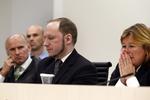 Afsoning. Fængselsdirektør vil ikke forhindre, at Breivik kan læse videre under sin afsoning. 