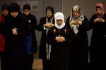 RAMADAN. »Det kan slet ikke betale sig at faste, hvis ikke man tænker over medfølelsen, næstekærligheden og den kollektive ansvarsfornemmelse«, siger praktiserende læge og muslim, Nadja Elgin. 