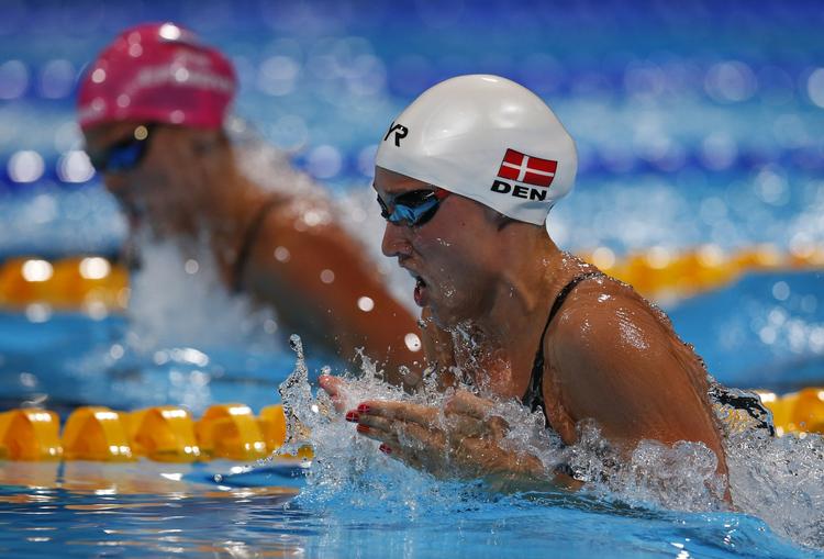 MEDALJE. Medaljen i 200 meter brystsvømning er den første, Rikke Møller Pedersen vinder ved et VM på langbane. 