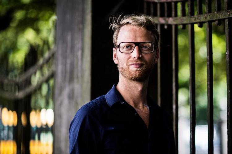 OMSATSNING. Efter mange forgæves ansøgninger satser cand.scient.pol. Lasse Kramp nu på at finde arbejde inden for ’grøn omstilling’. 