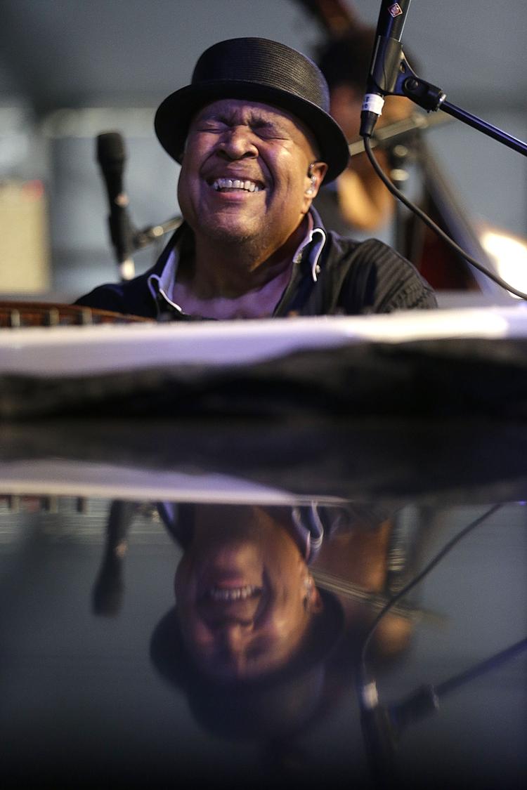 Duke. George Duke optræder her ved New Orleans Jazz and Heritage Festival i maj. 