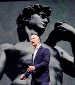 hård. Med erfaringerne fra Amazon mener flere analytikere, at Jeff Bezos godt kunne blive manden, der kan redde avisen Washington Post. 