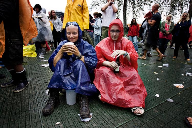 Vådt. Allerede under åbningsdagens koncert med Prince, må Smukfest-gæsterne forberede sig på regn. (Arkivfoto) 