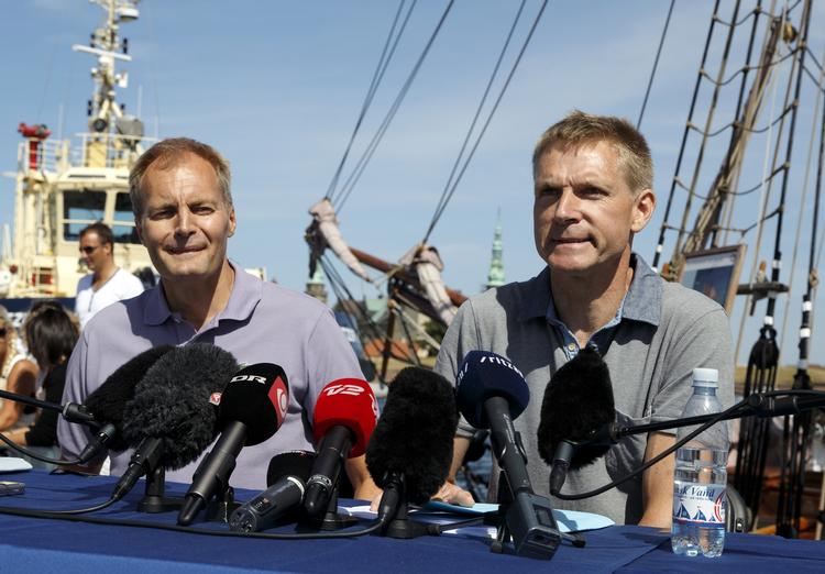 Politik. Dansk Folkeparti hilser fra partiets sommergruppemøde på Helsingør Havn Lars Barfoeds udmelding velkommen. 