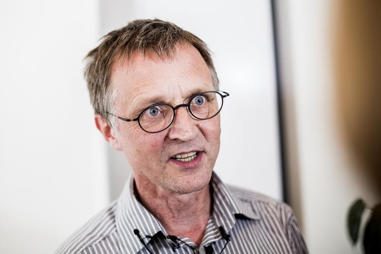 Fusk. Regeringen har med lovindgrebet, der i foråret afsluttede 25 dages lockout, konfiskeret næsten 300 millioner kroner fra lærernes overenskomst, mener Anders Bondo Christensen. 