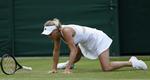 igen. Caroline Wozniackis forrige kamp var heller ikke nogen succes, da hun blev slået ud i anden runde af Wimbledon - dog efter at hun var blevet skadet. 