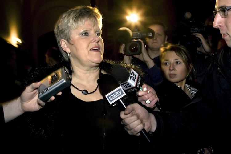 Demokratisk? Ville du skrive under på en vælgererklæring, der ville sikre Ruth Evensen og Frihedskæmperne muligheden for at komme i Folketinget? 