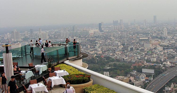 Bangkok. Den thailandske hovedstad er et præmieeksempel på en  pulserende, eksotisk sydøstasiatisk metropol. 