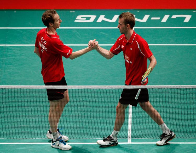 hjælp. Mathias Boe (tv) og Carsten Mogensen måtte have hjælp af sydkoreansk par for at gå videre i sæsonfinalen i Malaysia. 