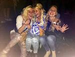 Party! Julie Rasmussen,  Marie Vera og Carla Stehr er  vilde med de sene aftenkoncerter. 