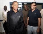 VISIT. Efter angrebet på de to unge kvinder besøgte Tanzanias præsident Jakya Kikwete ofrene på Aga Khan-hospitalet i Dar es Salaam inden de to sårede briter blev overført til behandling i London. 