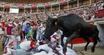 Hop. I løbet af de sidste 100 år er 14 mennesker døde i forbindelse med San Fermin-tyreløbet i spanske Pamplona. 
