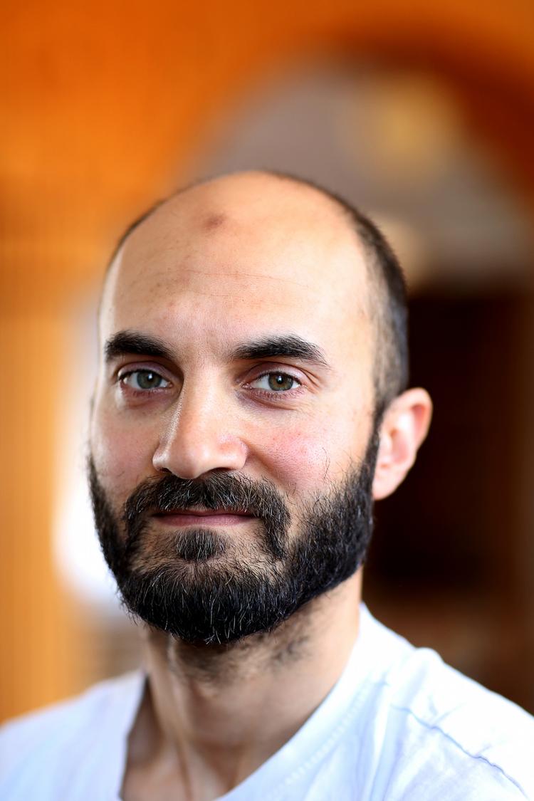 Mærket. Islamisk Trossamfunds talsmand Imran Shah synes, at et mærke på halalslagtet kød er en udmærket idé. 