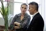 Magt. Mette Frederiksen og Henrik Sass Larsen står i spidsen for hver deres såkaldte 'kaffeklub' i S. 
