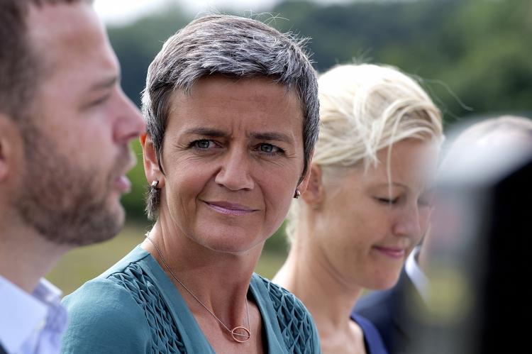 Skøn. Økonomi- og indenrigsminister Margrethe Vestager vil i morgen præsentere endnu en nedjustering af væksten i BNP. 
