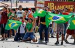 Nok. Brasiliens mellemklasse har i sommer demonstreret i protest mod dyre offentlige prestigeprojekter og krævet bedre service for de stigende skatter. 