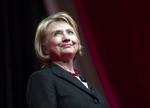 MINISERIE. 'De socialistiske medier elsker Hillary' og 'Hold de socialistiske medier ansvarlige!' er nogle af de republikanske slagord i en kampagne for at få tv-stationer til at droppe en tv-serie om Hillary Clintons liv. 