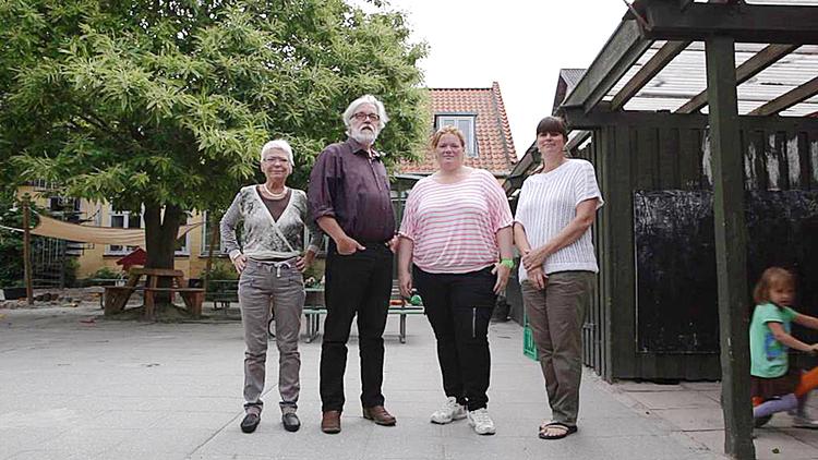 Stærkt. De fire pædagoger fra Ringsted går reflekteret til opgaven med at kønsneutralisere hverdagen i børnehaven Dagmarasylet. 