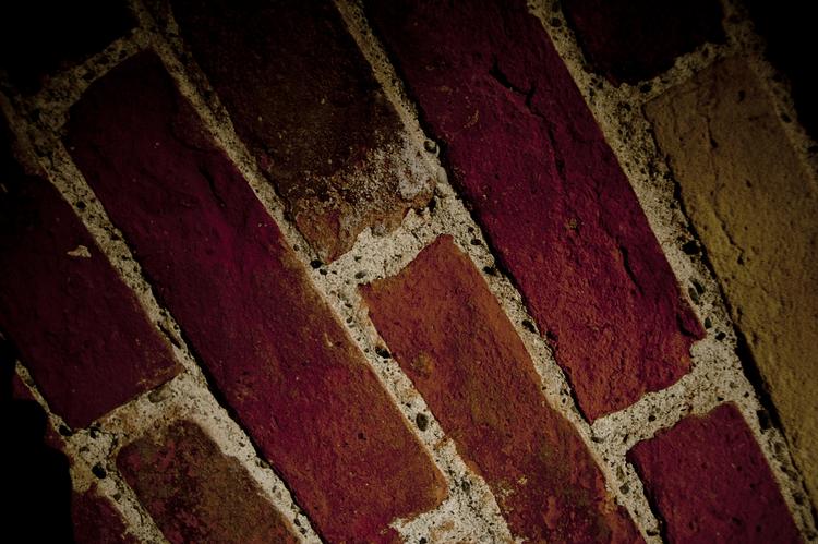 VÆRDITAB. Dårlige betalere og faldende boligpriser betyder, at Totalkredit har tabt 300 millioner og nedskrevet værdien af lån for 250 millioner i første halvdel af 2013, viser regnskabet. 