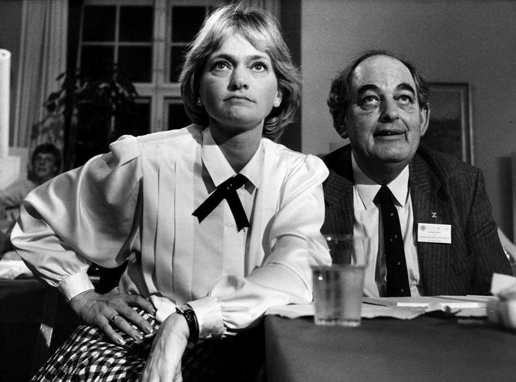 1987: Mogens Glistrup og Pia Kjærsgaard på valgnatten. 