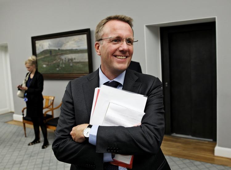 Sildekrig. Der er »ikke grundlag for at antage, at der skulle gælde en grundlovsmæssig lighedsgrundsætning i en situation som den foreliggende«, siger Bødskov. Det er lige til. 