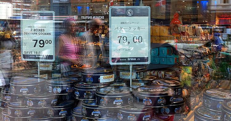 Souvenir. I Japan kendes Irma-pigen som 'Irma-chan' - 'chan' er en betegnelse japanerne bruger om søde børn eller veninder. 