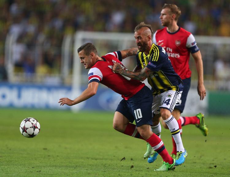 0-3. I anden halvleg var der klasseforskel på Raul Meireles og Fenerbahce, der blev besejret af Jack Wilshere og Arsenal. 