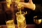 Drukopfordring. Der er ikke alkohol i drinksene, men de har til formål at byde børn velkomne i diskoteksmiljøet. (arkivfoto) 