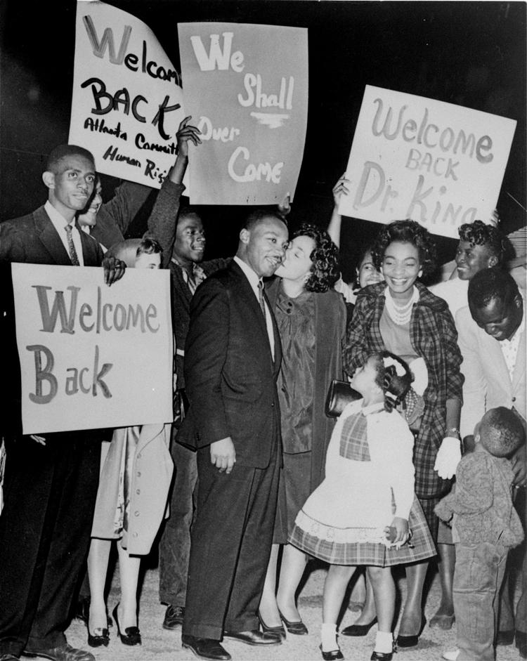 Her et billede fra 1960, hvor Martin Luther King er blevet løsladt fra Reidsville fængslet. 