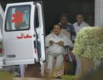 Udsat. En domstol i den egyptiske hovedstad, Kairo, har i dag besluttet at udskyde retssagen mod den 85-årige tidligere præsident Hosni Mubarak. - Foto: 