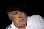 UFORSTÅENDE. Gareth Bale vil Carlo Ancelotti ikke sige noget om, men Barcelonas træner får en hilsen. 