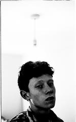 Stemme. Archie Marshall alias King Krule er en ung knægt på 19, der sætter stemme og lyd til sin alders centralnervesystem, så han umiddelbart lyder ældre og mere moden. 