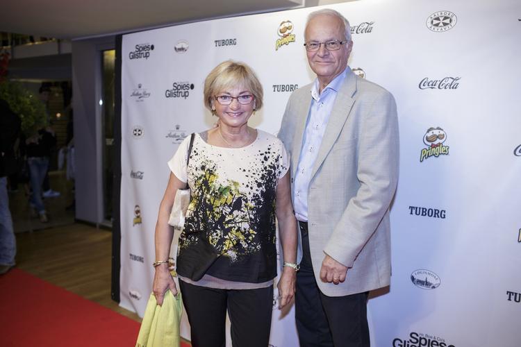 Blandt de mange kendte på den røde løber var politikeren Pia Kjærsgaard og hendes mand Henrik Thorup. I 1995 brød Kjærsgaard med Mogens Glistrups gamle parti Fremskridtspartiet og stiftede sit eget - Dansk Folkeparti. 