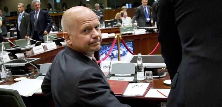 Reaktion. Det er muligt at reagere på kemiske våben uden fuld enstemmighed i FN's Sikkerhedsråd, mener den britiske udenrigsminister, William Hague. - Arkivfoto: 