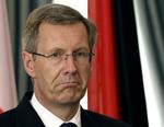Anklaget. Den tidligere tyske forbundspræsident Christian Wulff bliver anklaget for at have nydt økonomiske fordele af venskab med erhvervsmand. 