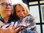 Flash. Der er intet bedre end at fremvise sit nære forhold til et af de kendteste mennesker i landet. 