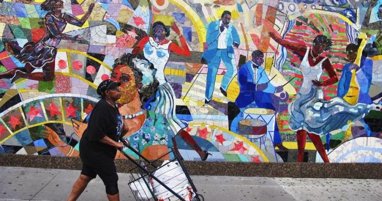 Skiftetid. Harlem oplever i disse år en kultur- og madmæssig opblomstring. 