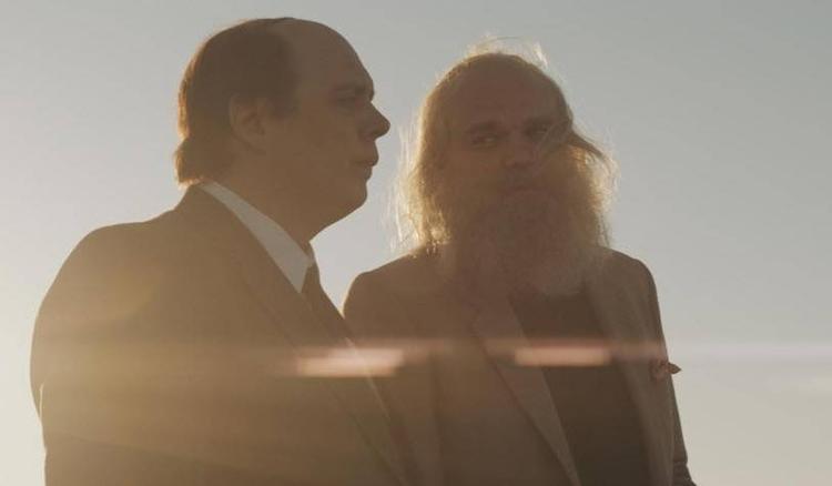 Morgenluft. Mogens Glistrup og Simon Spies inkarnerede et paradigmeskifte i 60'ernes Danmark. Men den del af historien tages ikke alvorligt nok i den kulørte komedie om de to excentrikere. 