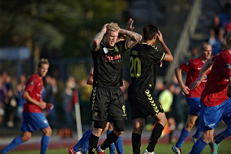 BESEJRET. En scoring af Simon makienok blev kun en reducering, da Hvidovre vandt 2-1 over Brøndby. 