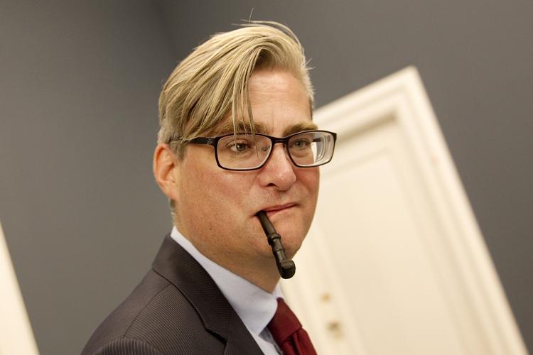 MODSTAND. Flere danske politikere har i løbet af dagen vist deres modstand mod et forbud af lakridspiben. 