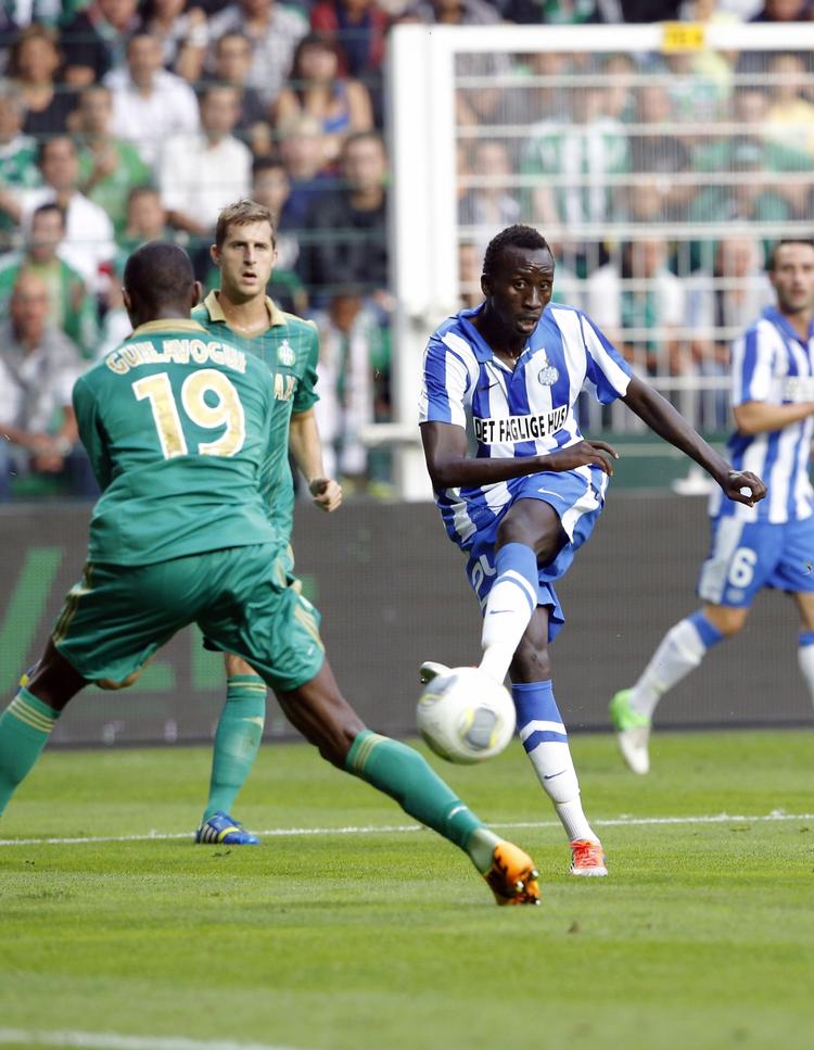 Videre. Pape Pate Diouf (th) og resten af Esbjerg-holdet er klar til Europa League. 