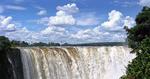 Attraktion. Zimbabwes turismeminister ser gerne et stort forlystelses-kompleks ved dette UNESCO-sted. 