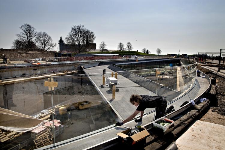 Kaos. Det har været kendt længe, at det nye museum har haft rod i økonomien. 