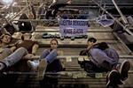 krise. Nye arbejdsløshedstal for EU viser, at 26,5 millioner europæere står uden job. Særligt de unge er hårdt ramt. 